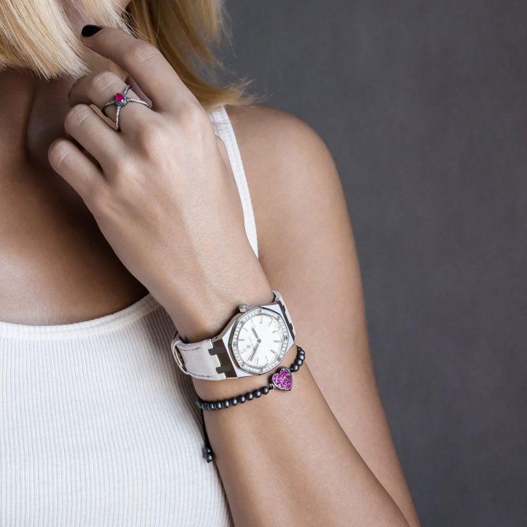 دستبند طلا Black Heart 2