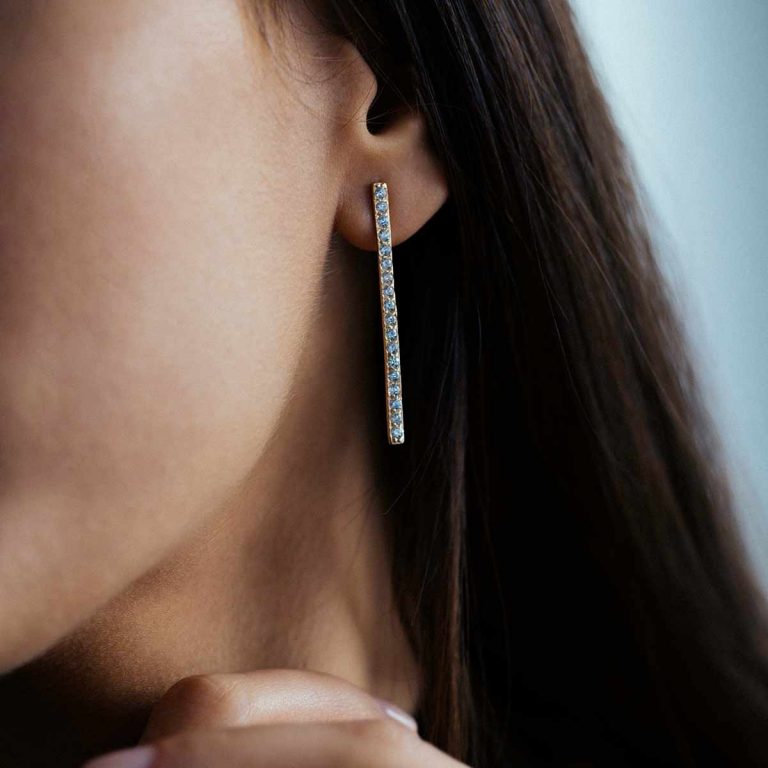 گوشواره طلا خط نگین دار پرسته