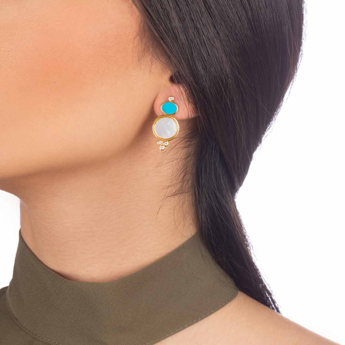 گوشواره طلا فیروزه و صدف و تک نگین