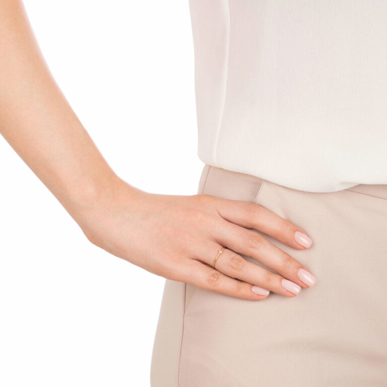 انگشتر طلا تک نگین صورتی لونا