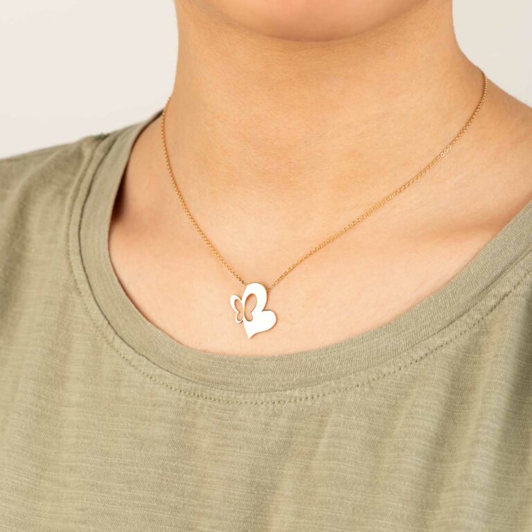 گردنبند طلا قلب و پروانه