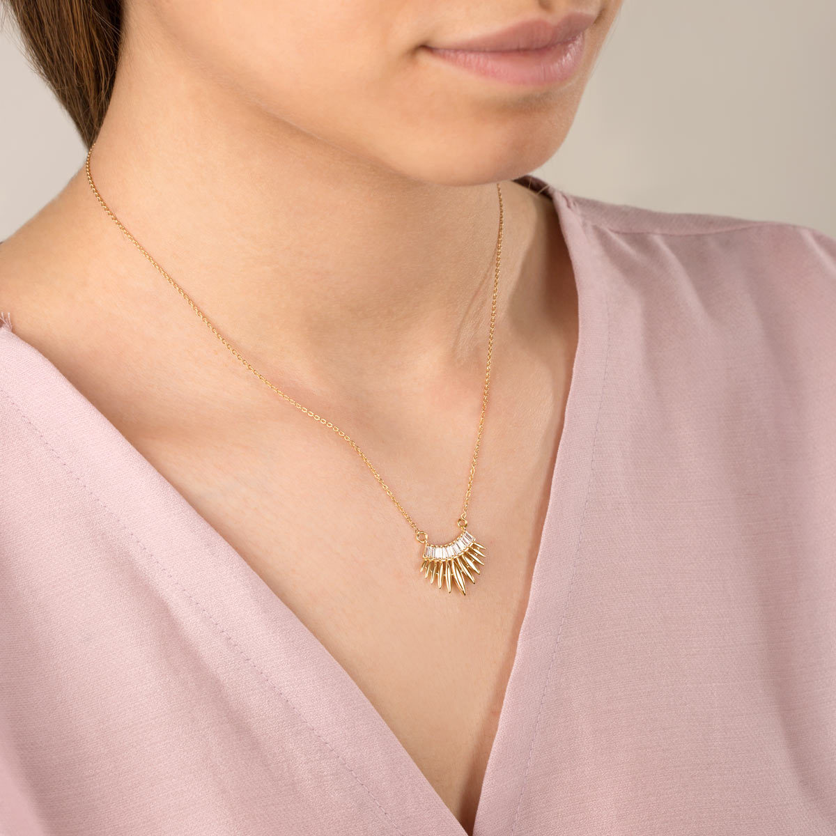 گردنبند طلا ملک تاج