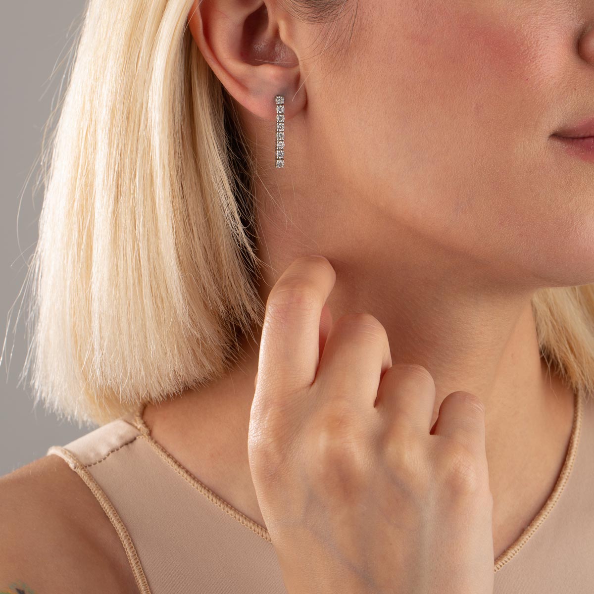 گوشواره طلا سفید تنیس