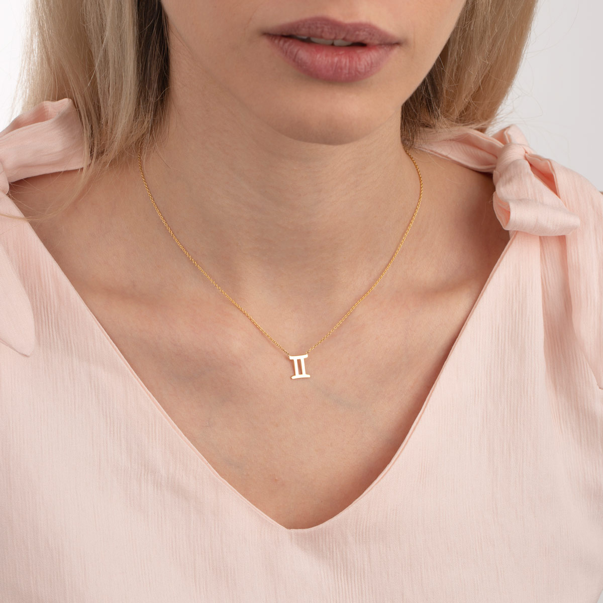 گردنبند طلا ساین ماه خرداد