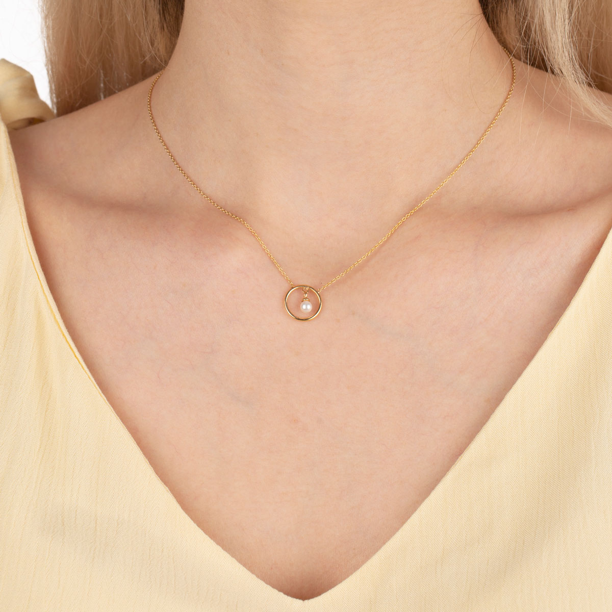 گردنبند طلا دایره و آویز مروارید