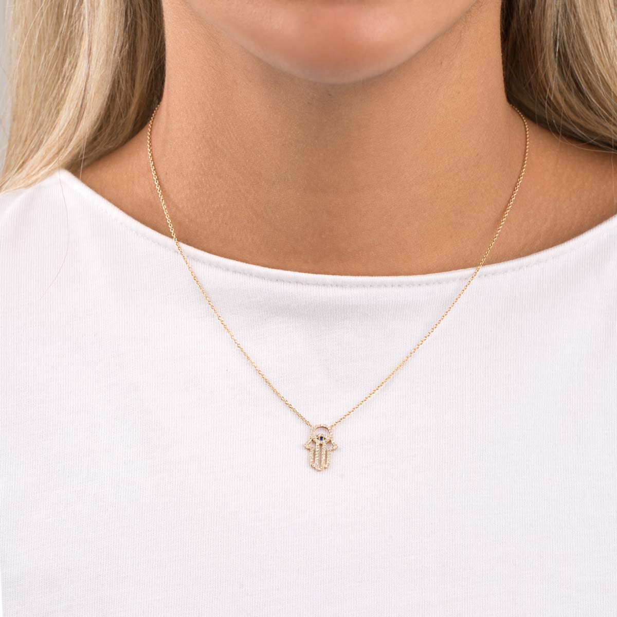 گردنبند طلا دست همسا نگین دار