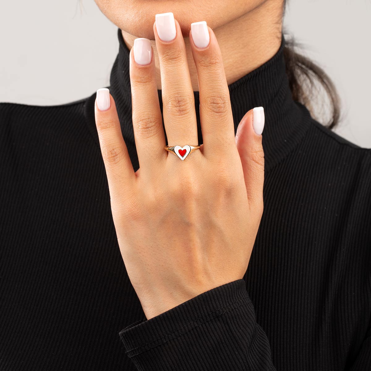 انگشتر طلا قلب دو رنگ مینا کاری