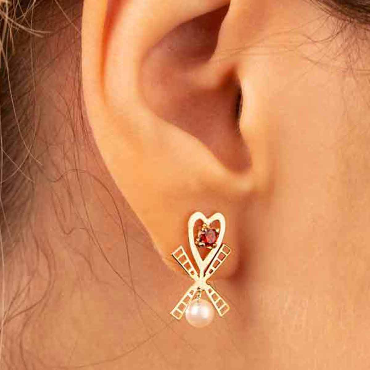 گوشواره طلا آسیاب قلب نگین