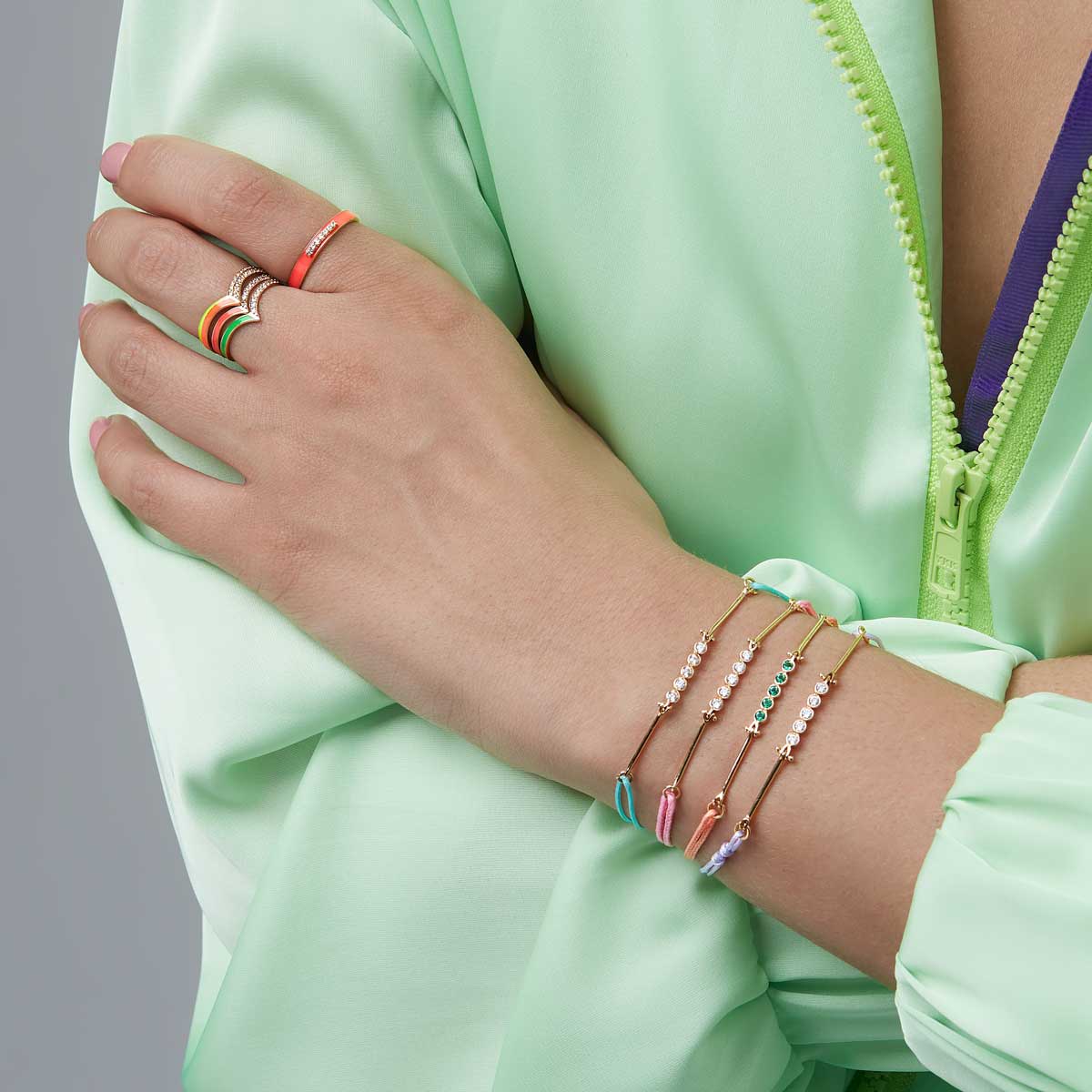 انگشتر طلا هیوا فسفری