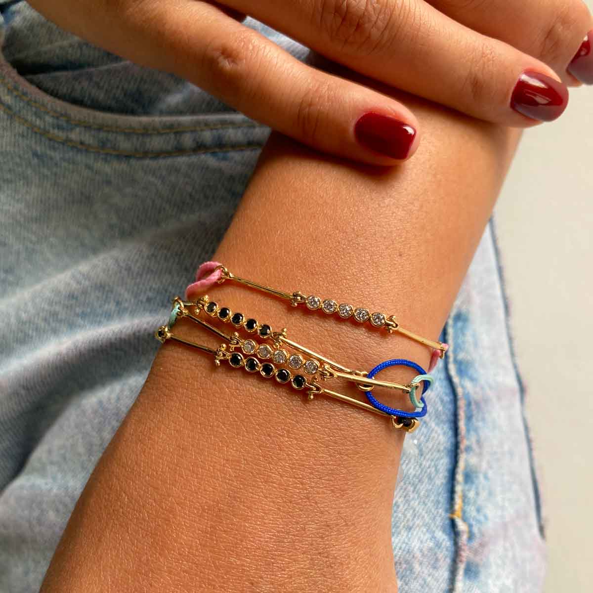 دستبند طلا بافت شاینا آبی