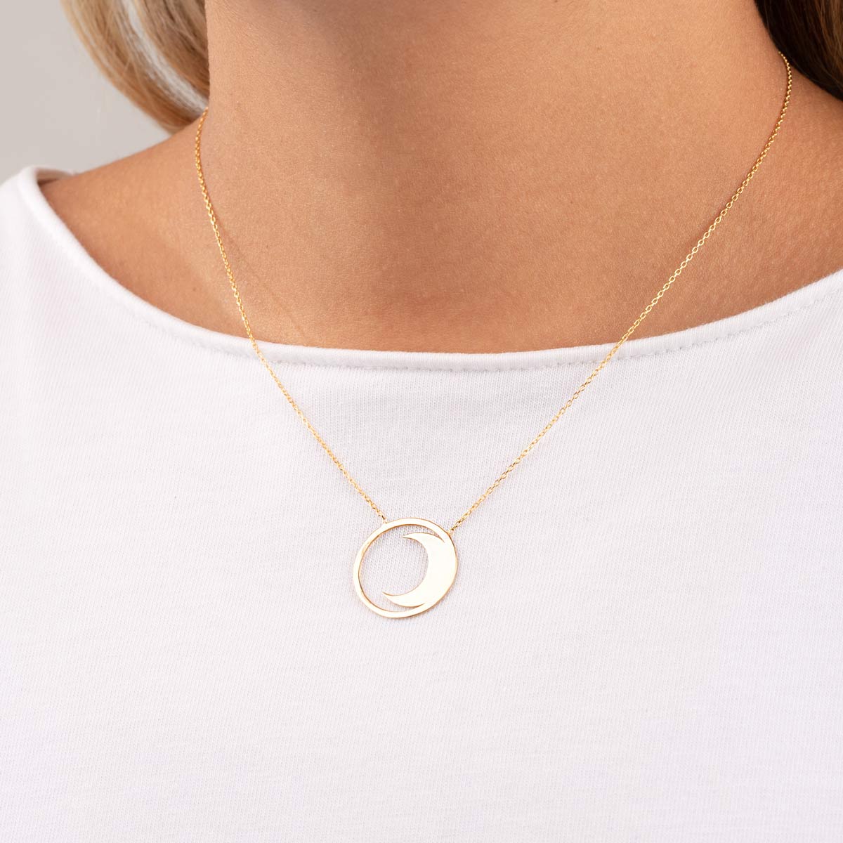 گردنبند طلا ماه و دایره