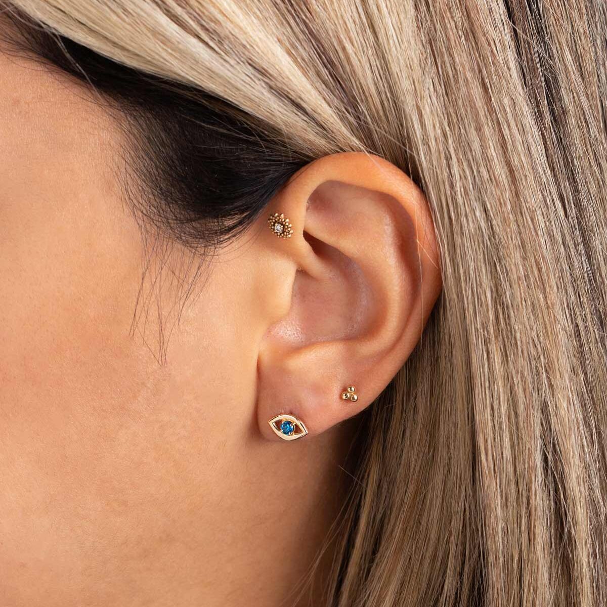 گوشواره طلا تک نگین چشم آبی - تصویر 2