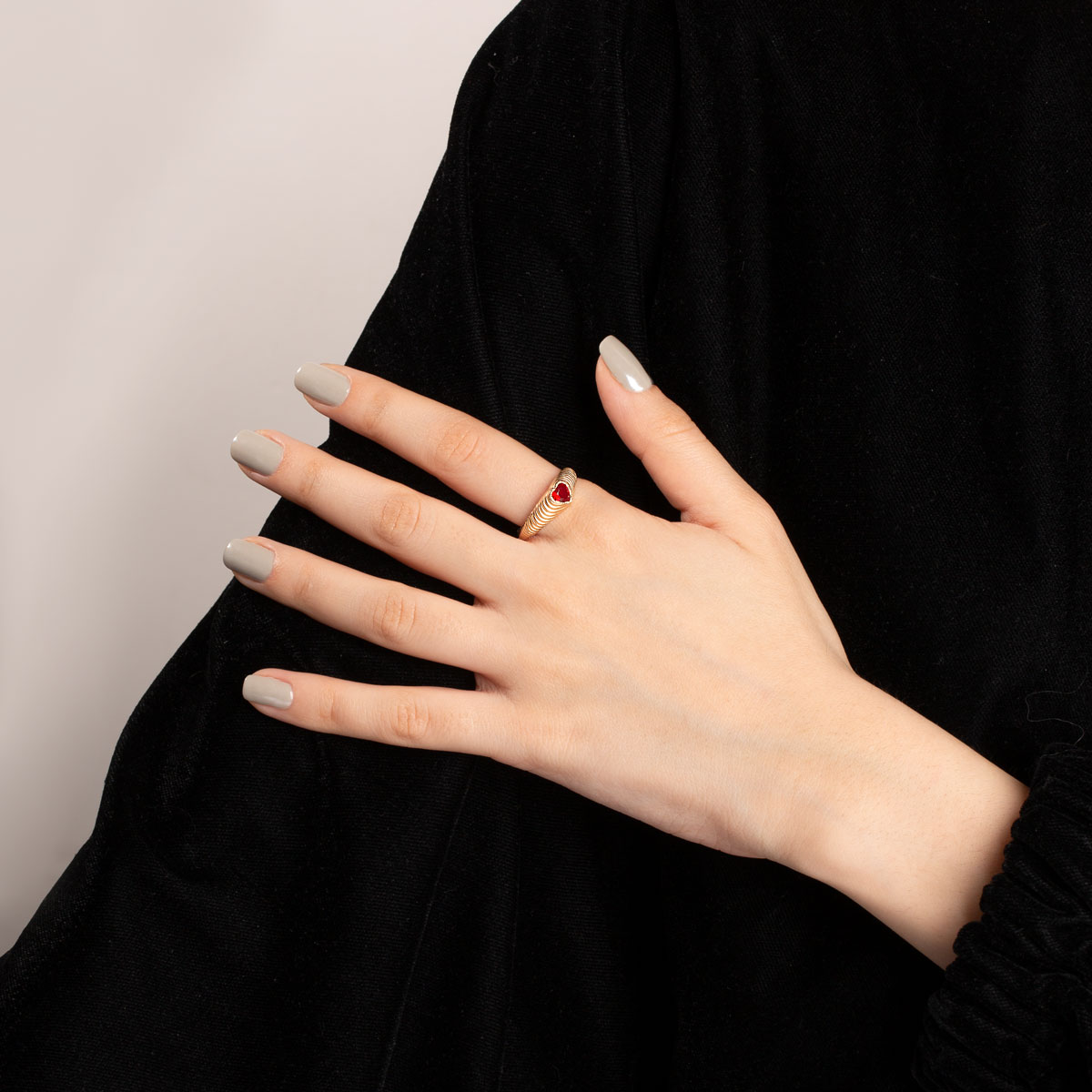 انگشتر طلا قلب آرتا - تصویر 3