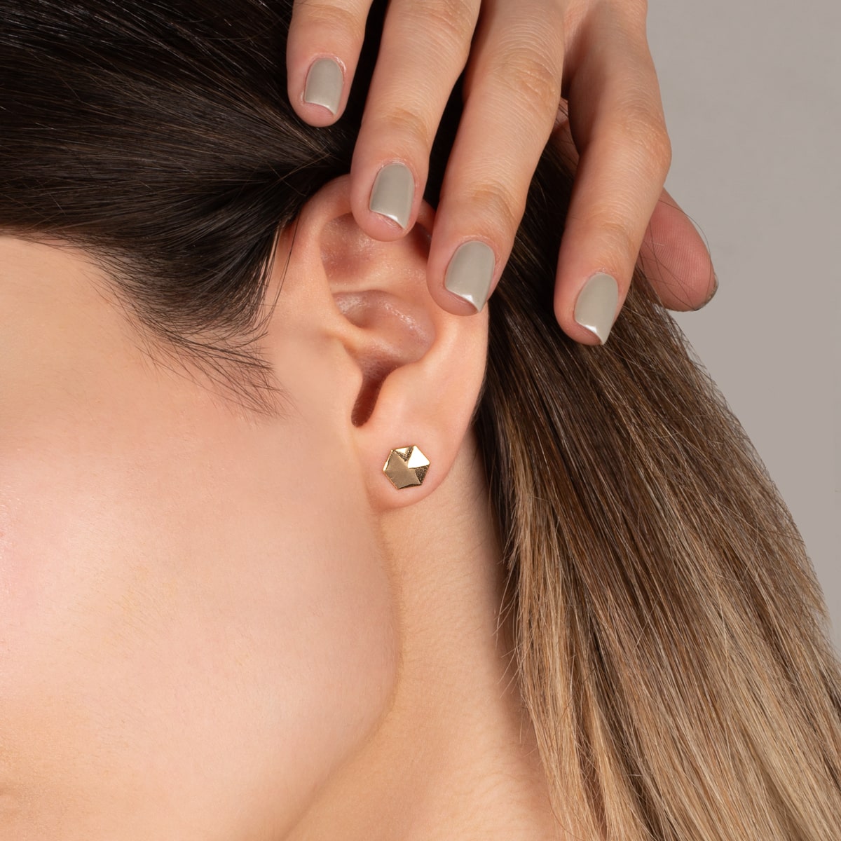 گوشواره طلا چند ضلعی - تصویر 3