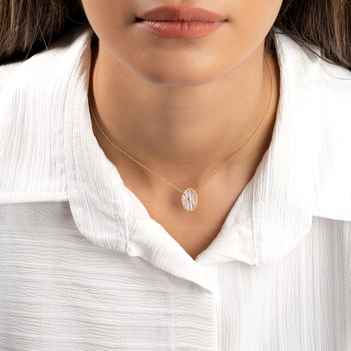 گردنبند طلا مینا کاری گل فیتونیا - تصویر 3