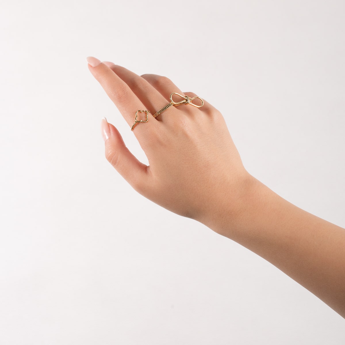 انگشتر طلا ونکلیف - تصویر 3