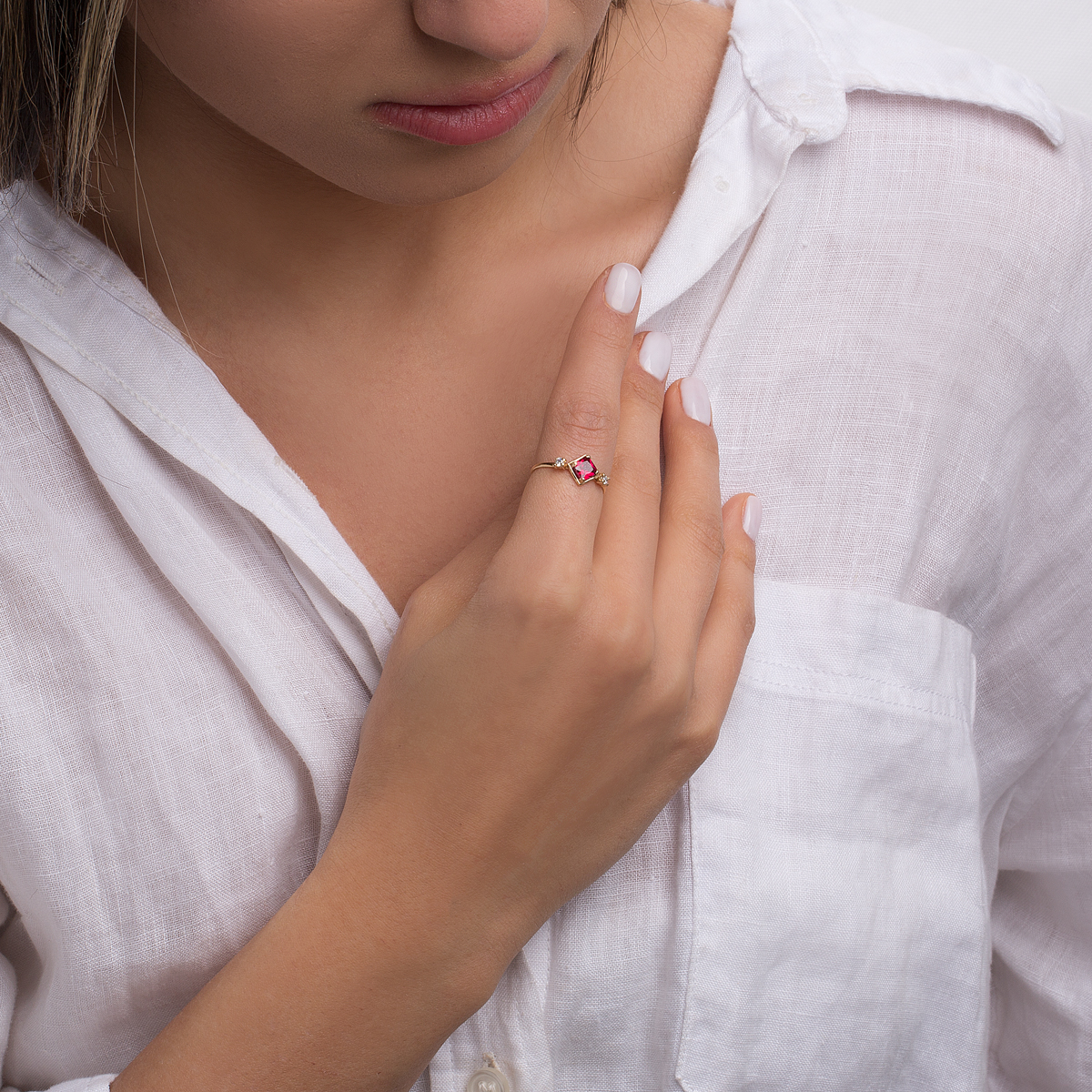 انگشتر طلا نگین دار الیویا گالری طلا پرسته