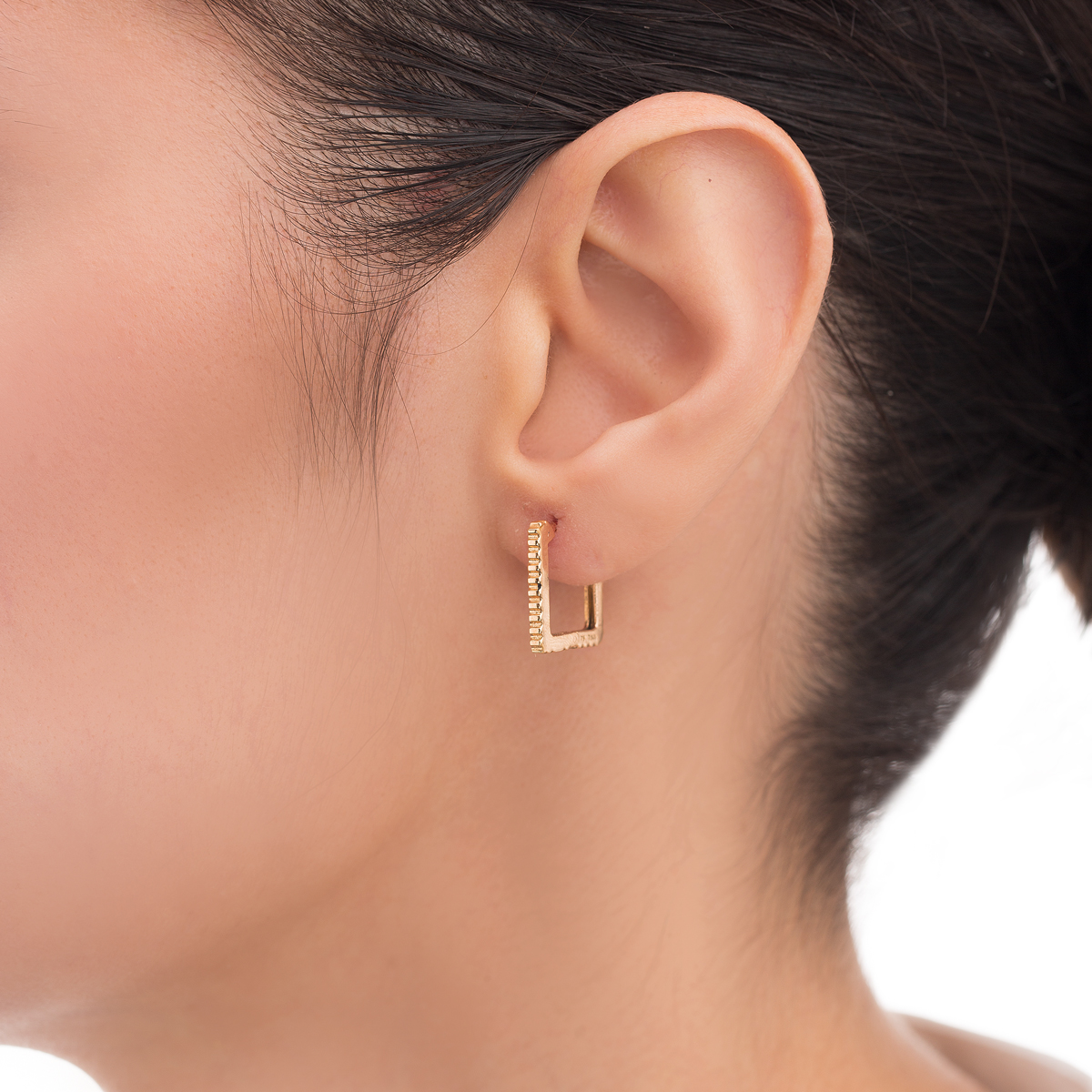 گوشواره طلا حلقه ای مربع شیار دار