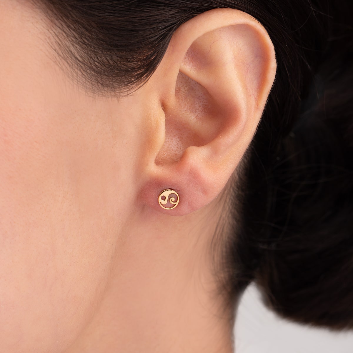 گوشواره طلا یین و یانگ گالری طلا پرسته