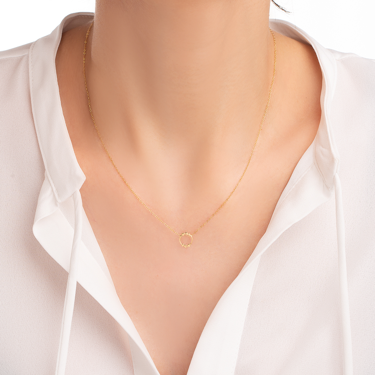 گردنبند طلا حلقه برگ گالری طلا پرسته