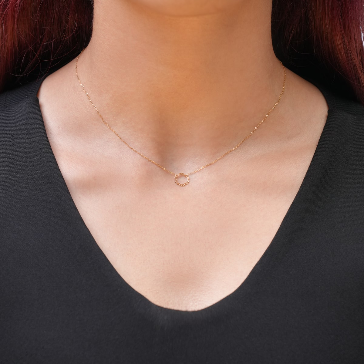 گردنبند طلا گل تو خالی گالری طلا پرسته